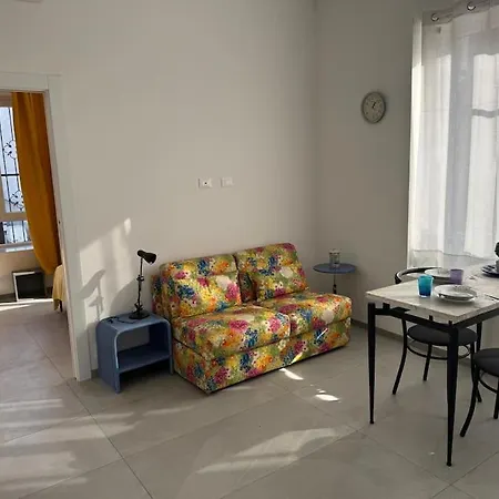 Baroni B - Free Private Parking-wi- Fi And A-c Appartement Milaan