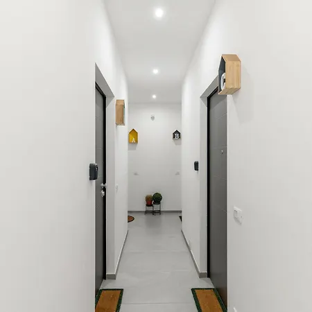 Διαμέρισμα Baroni B - Free Private Parking And A-c Μιλάνο